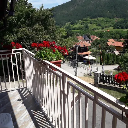 Apartment Maksimovic